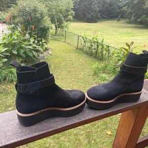 NWOT Flamingo’s Patsy platform bootie